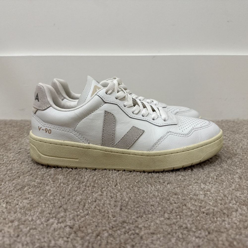 Veja V-90 Sneakers